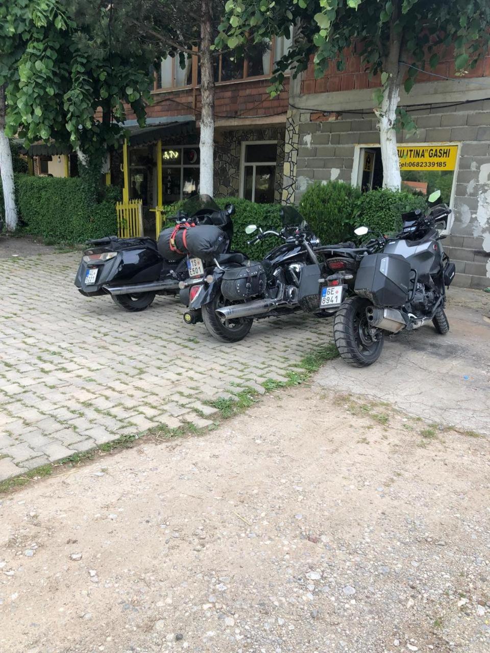 Bujtina Gashi Guest House Kukes Eksteriør bilde